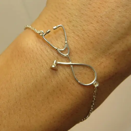 Bracelets pendentifs stethoscope